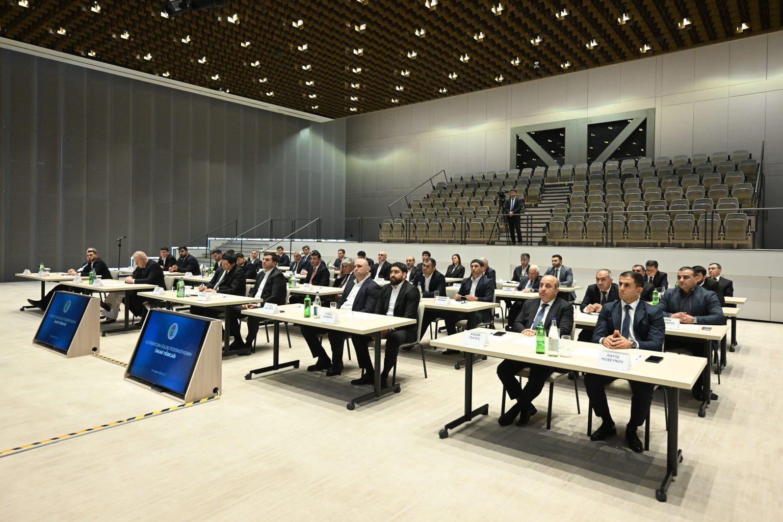 Mikayıl Cabbarov yenidən Azərbaycan Güləş Federasiyasının prezidenti seçilib